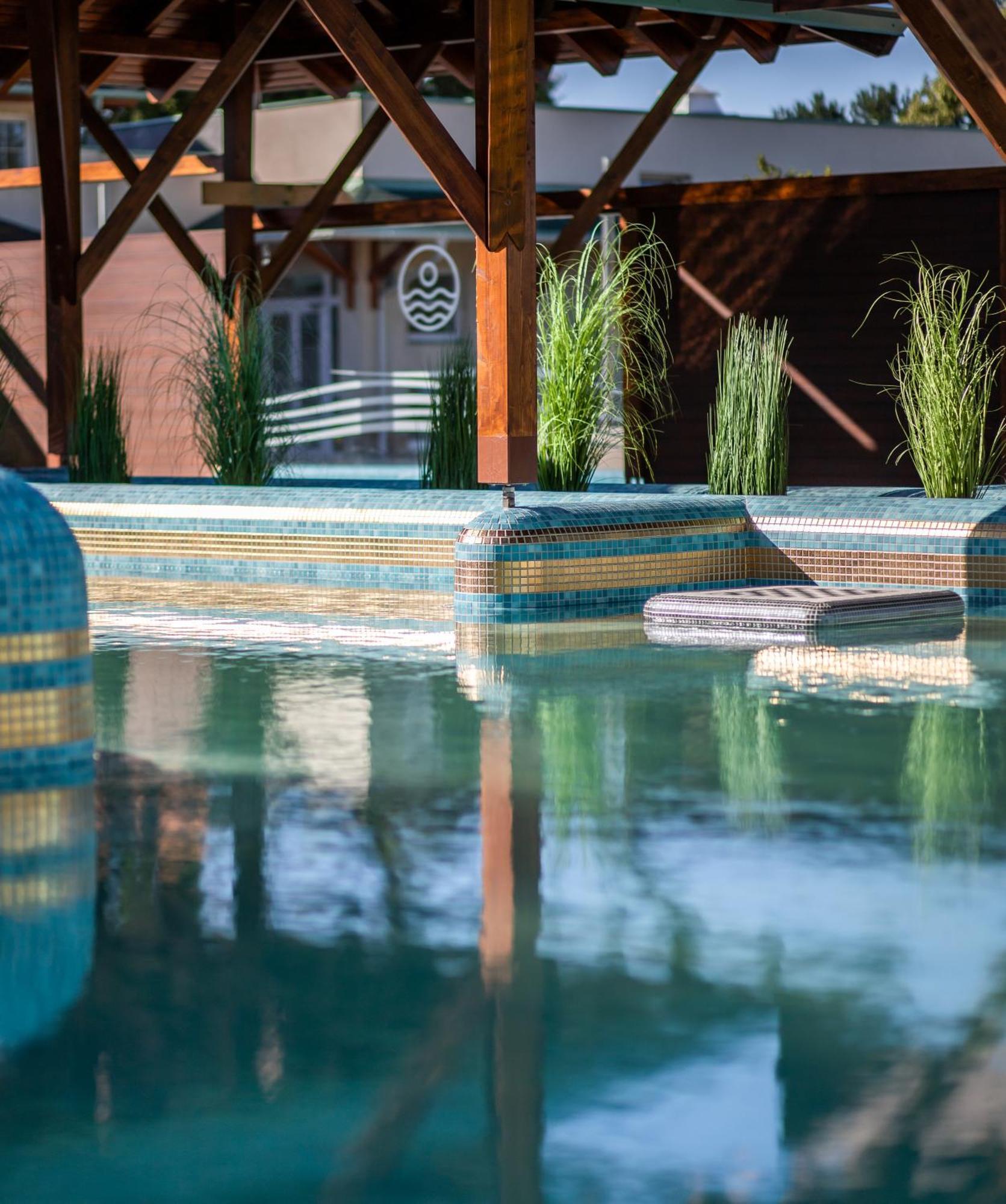 Aqua Hotel Termal Mosonmagyaróvár Dış mekan fotoğraf