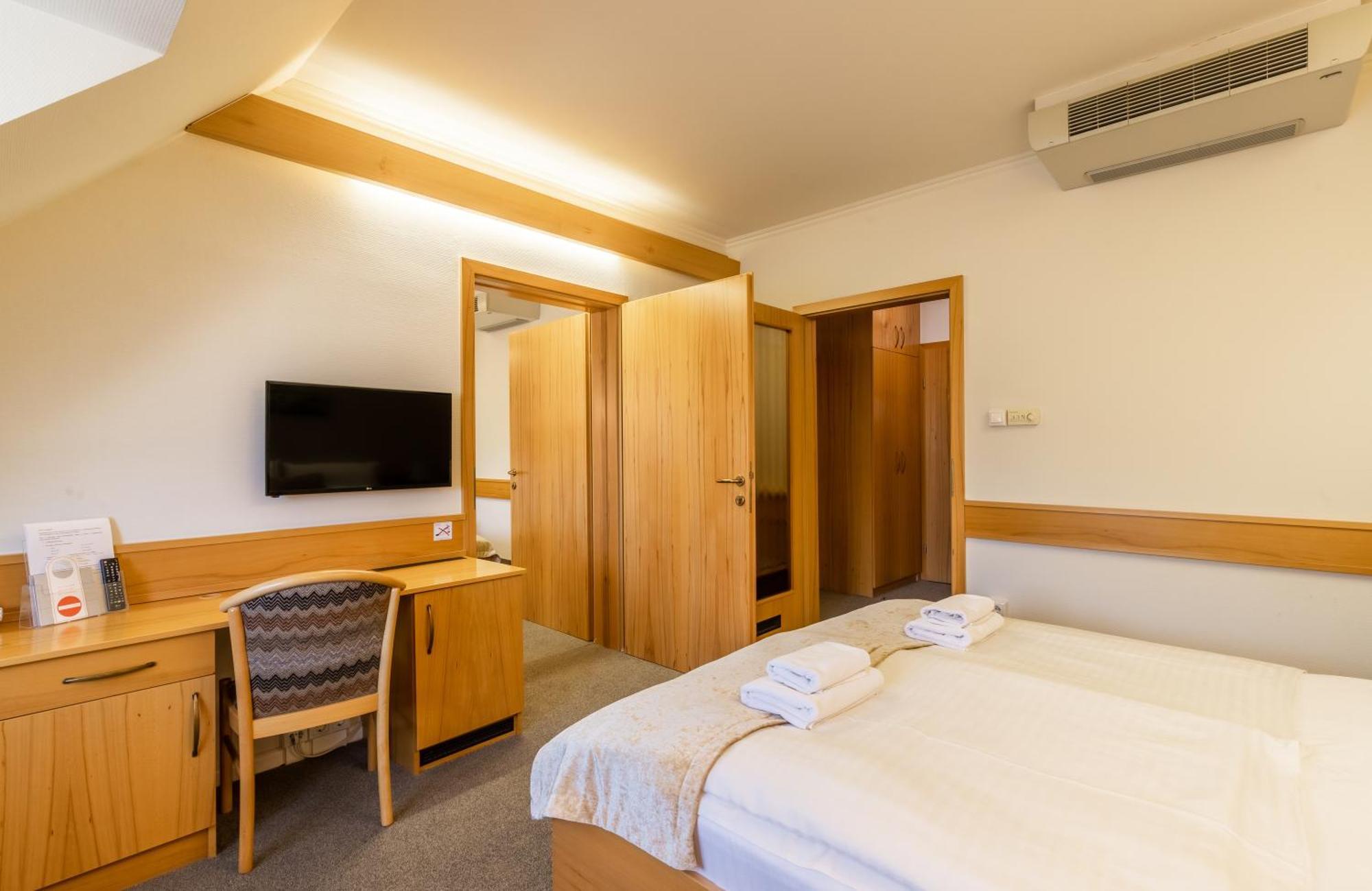 Aqua Hotel Termal Mosonmagyaróvár Dış mekan fotoğraf